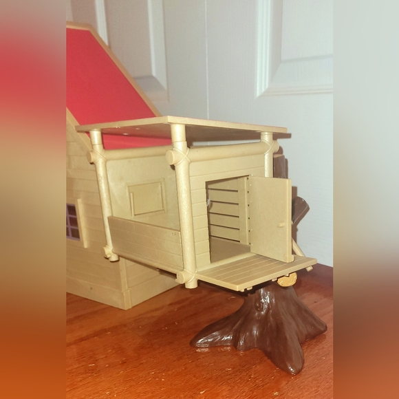 Vtg Red Roof Sylvanian Families EPOCH House, Treehouse, Bench - Picture 2 of 9